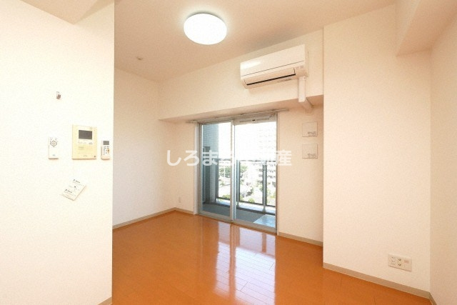 La Douceur難波東の居間・リビング