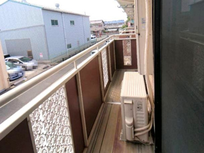 【バルコニー】 | セジュール寺田 | ※イメージ　反転タイプのお部屋の写真