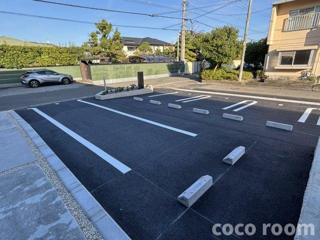 コンフォートの駐車場