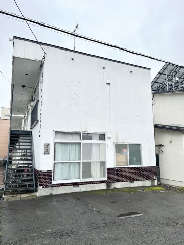 ホワイトマンションB棟