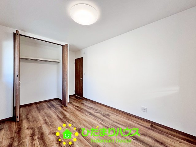 ワイウッドコート幸手市下川崎第1期　新築一戸建て　05の収納|荷物が増えても安心の収納です！