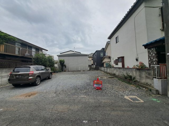 【外観】 | 新座市栗原6丁目　建築条件無売地　全1区画　(保谷店) | スーパー・コンビニ徒歩5分以内で毎日のお買い物もラクラク。