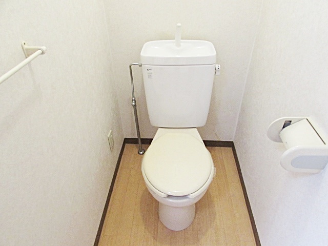 カワモヒルのトイレ