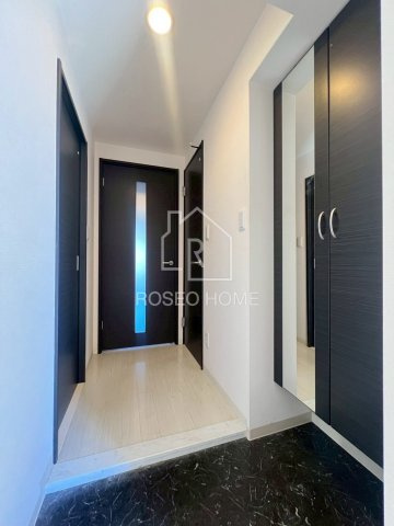 フェニックスコートの玄関|同マンション別部屋：参考写真