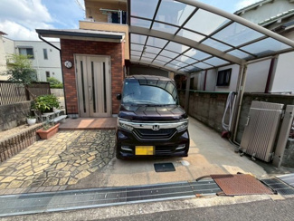 【駐車場】 | 上　中古一戸建 | 【広々４ＳＬＤＫ】テレワークのお仕事部屋、子供部屋等、ライフスタイルや家族構成に合わせて多目的にご使用いただけます♪