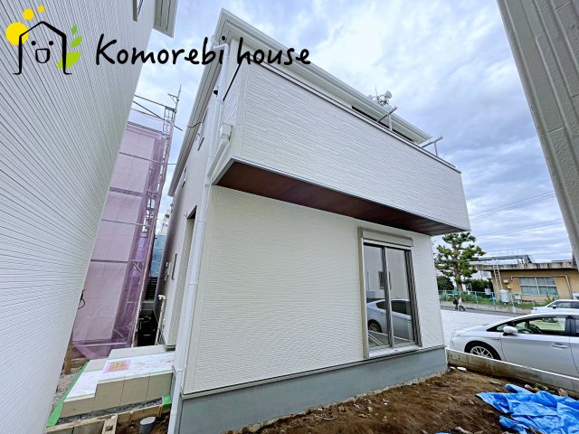 さいたま市北区吉野町　第2　新築一戸建て　リーブルガーデン　04の外観|耐久性に優れたサイディング貼りの外観。雨風に強く、汚れにくい素材で美しさが長持ちします。日々のメンテナンス負担を軽減し、家族の暮らしをしっかり守る安心の新築住宅です。