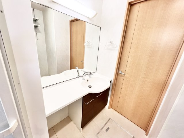 Toit Vert（トワ　ヴェール）の洗面所|※別部屋参考写真