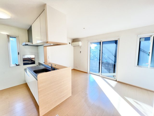 Toit Vert（トワ　ヴェール）の居間・リビング|※別部屋参考写真