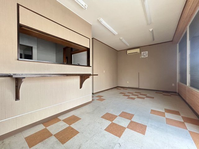 南埼玉郡宮代町本田５丁目の住宅付店舗戸建のロビー