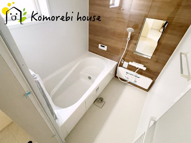 さいたま市北区吉野町　第2　新築一戸建て　リーブルガーデン　05の浴室|暖房・乾燥・換気が一体になった多機能浴室で、一年を通して快適に使えるのが魅力。冬は暖房であたたかく、雨の日は乾燥が洗濯物をしっかり乾かしてくれます。