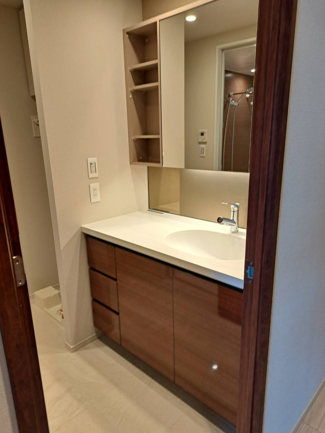 ＨＡＲＵＭＩ　ＦＬＡＧ　ＰＡＲＫ　ＶＩＬＬＡＧＥ　Ｆ棟の洗面所