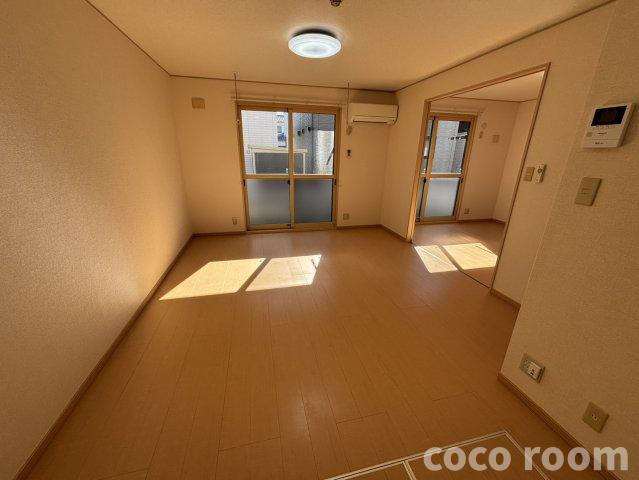 サニーコート清水の居間・リビング