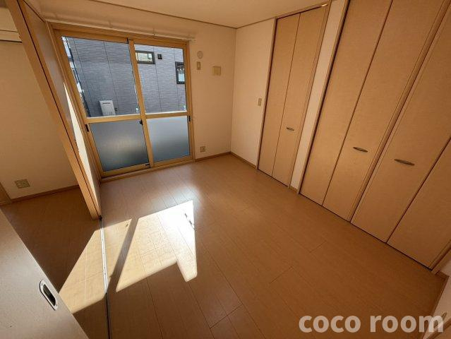 サニーコート清水の洋室