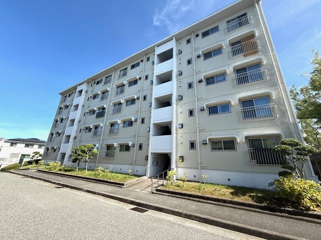 名谷6団地の外観