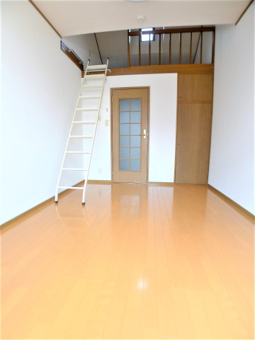 メープルＭＨ7の居間・リビング