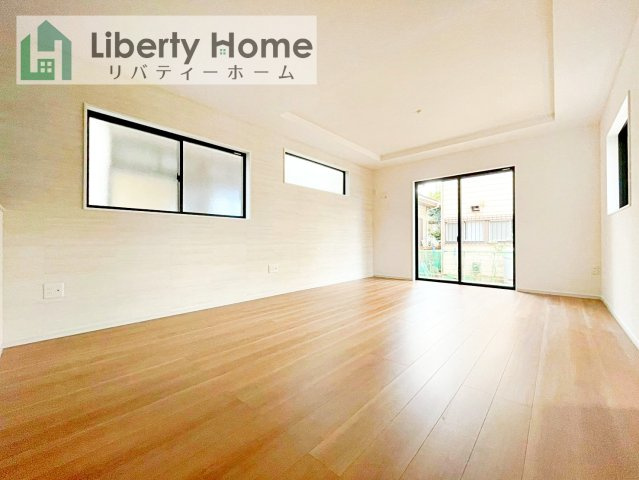 守谷市百合ケ丘10期　新築戸建の居間・リビング