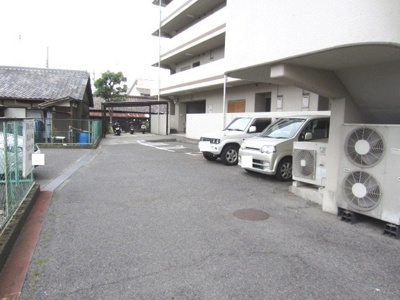 【駐車場】 | シャイニーカジモト