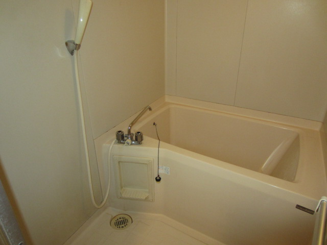 【浴室】 | シャイニーカジモト