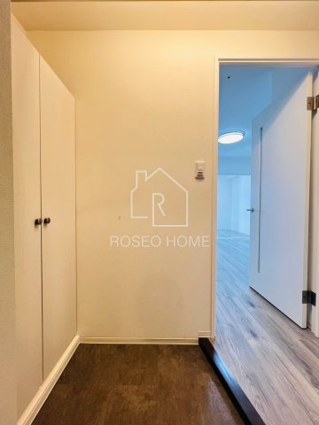 BRAVE北浜の玄関