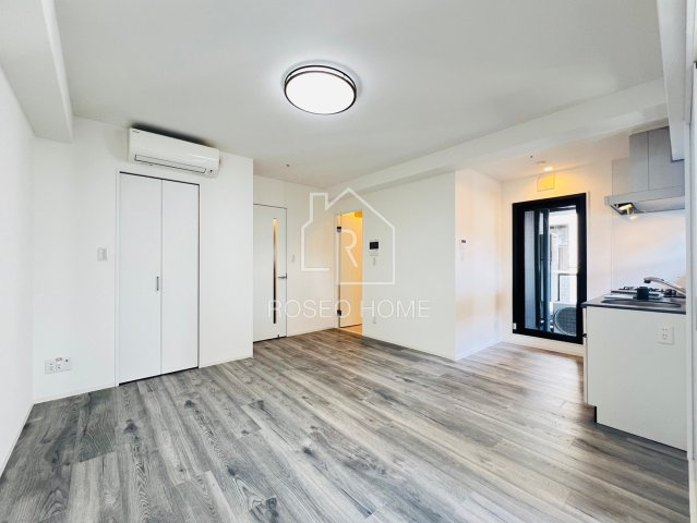 BRAVE北浜の居間・リビング