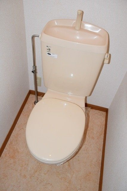 第二クレセントＳＡＴＯのトイレ