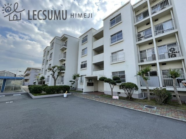第二恵美酒マンションの外観