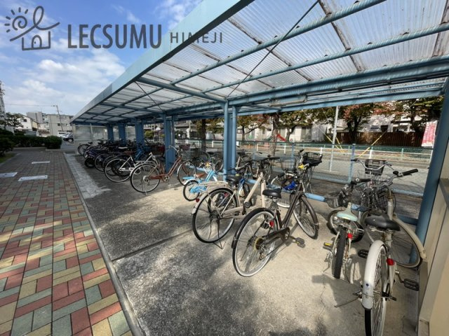 第二恵美酒マンションの駐輪場