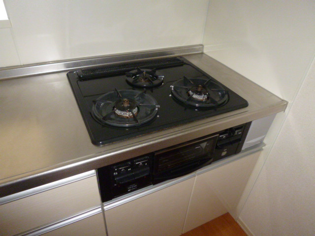 ヴィラレインボーＢのキッチン|二口コンロ