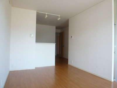 【居間・リビング】 | ヴィラレインボーＢ