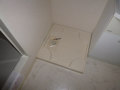 【その他】 | ヴィラレインボーＢ | 洗濯機置き場