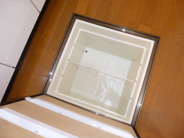 サンガーデンＡの収納|床下収納