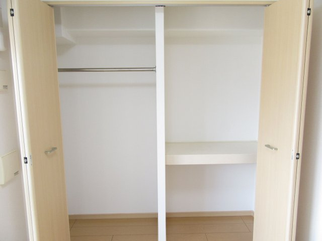 エンブレイス博多駅南の収納