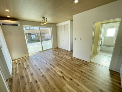 【居間・リビング】 | 新築分譲住宅　東根市羽入　全1棟 | ナチュラルで明るい印象のお部屋となっております(^^)/