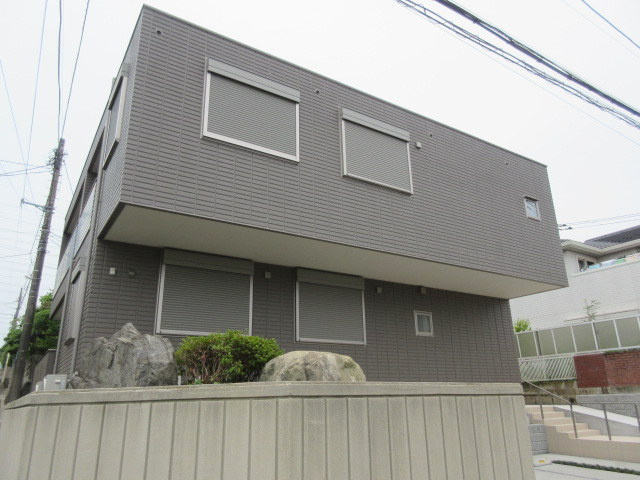 ＣＡＳＡ　ＨＩＬＬＳＩＤＥ　カーサヒルサイドの外観
