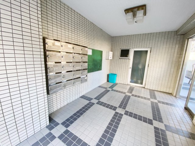 ドミール白幡のロビー