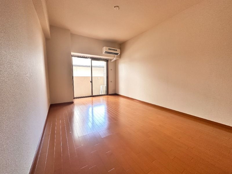 天神東レジデンスの居間・リビング