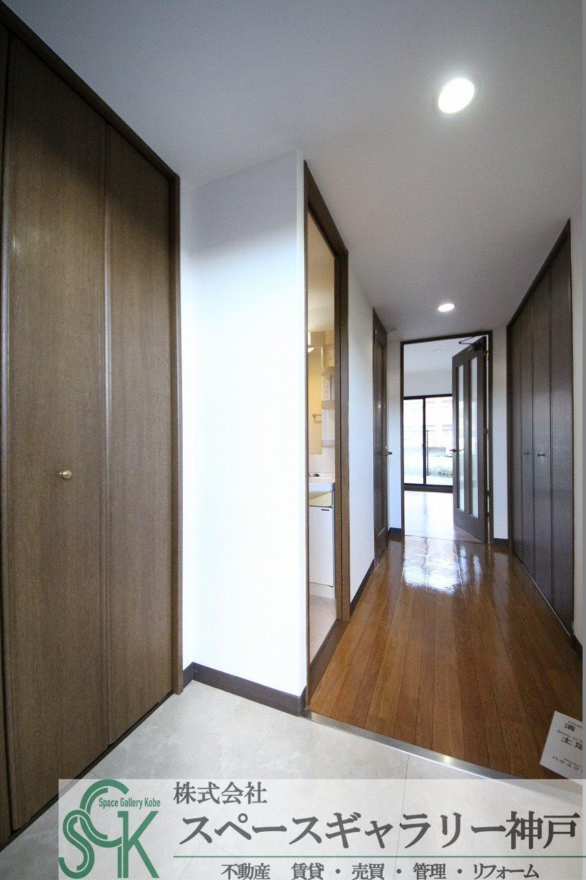ルームズ学園北町の玄関|※お部屋により仕様が異なる場合がございます※