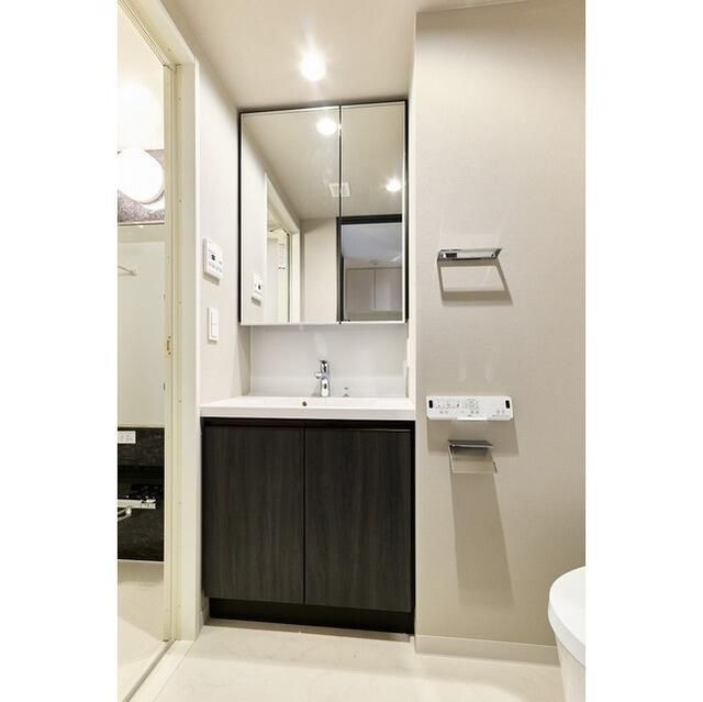 ＢＰＲレジデンス東日暮里の洗面所