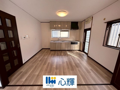【ダイニング】 | 宇部市助田町 中古住宅／2階建