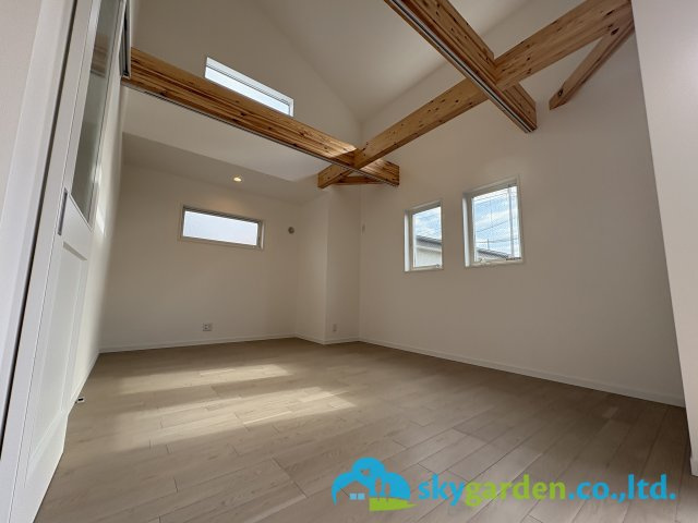 茅ヶ崎市香川5丁目　新築戸建　全11棟1号棟の居間・リビング|ゆったり過ごせる居間です