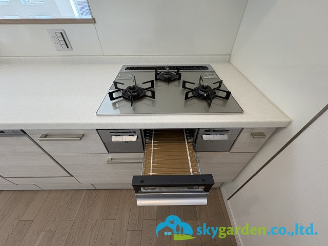 茅ヶ崎市香川5丁目　新築戸建　全11棟1号棟のキッチン|ガスコンロ・グリル