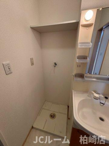 柏崎市三和町のアパートの洗面所