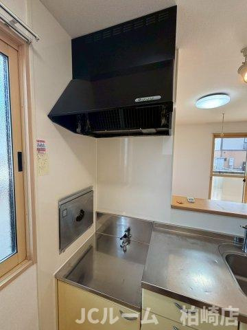 柏崎市三和町のアパートのキッチン
