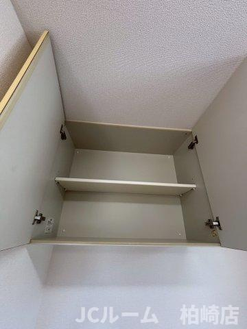 柏崎市三和町のアパートの収納