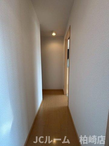 柏崎市三和町のアパートの内装