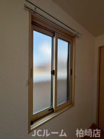 柏崎市三和町のアパートの内装