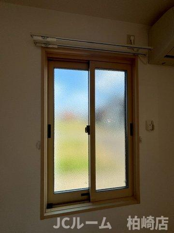 柏崎市三和町のアパートの内装