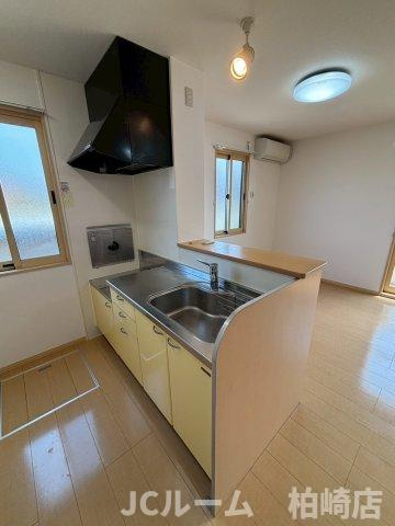 柏崎市三和町のアパートのキッチン