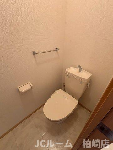 柏崎市三和町のアパートのトイレ
