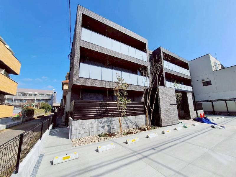 Ｌｉｃｈｔｇｌａｎｚ本郷町